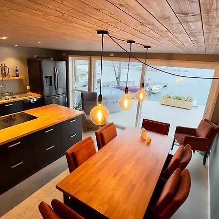 6 Person In Huglo Feriehus Nord Huglo